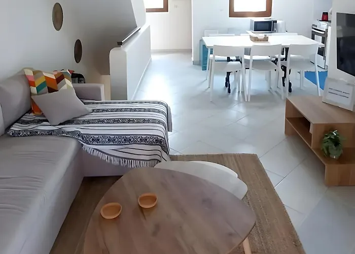 Serenity 度假居 *