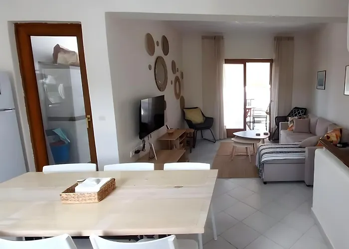 Serenity 度假居 *